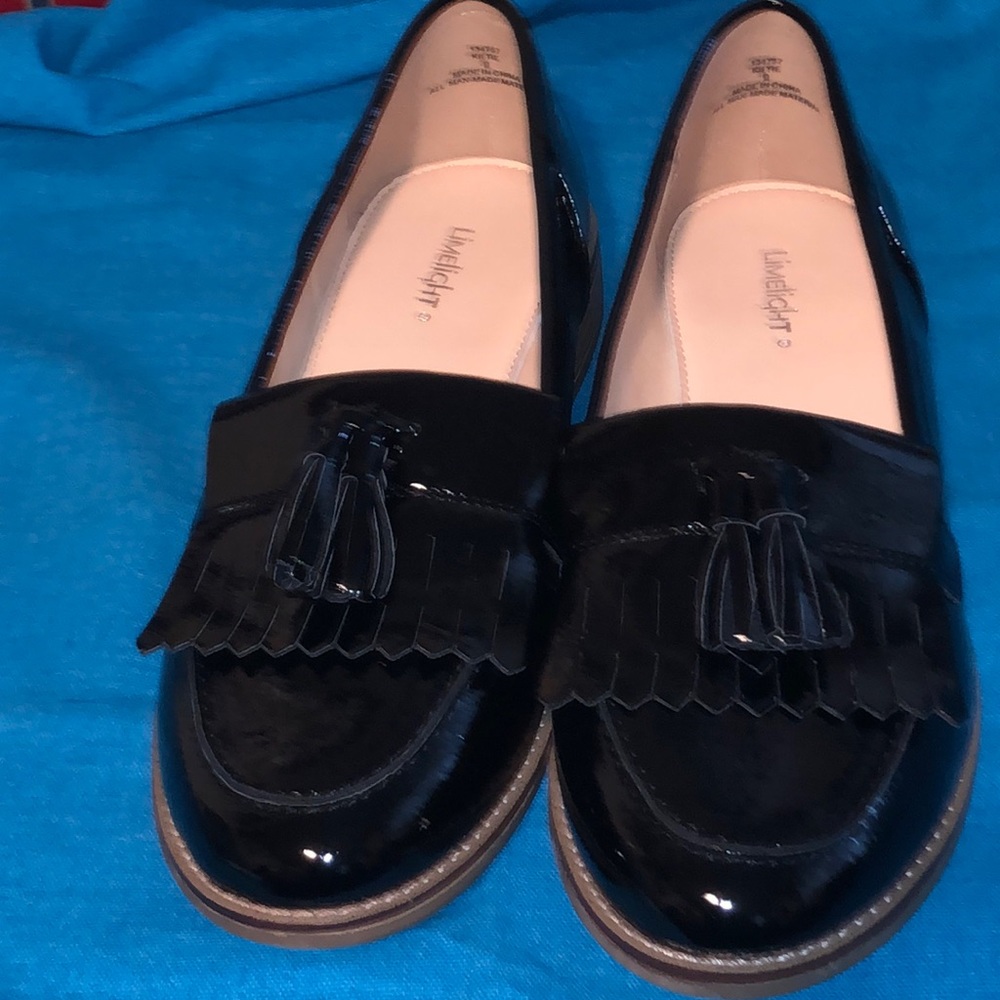 NWT size 9 slip on shoes